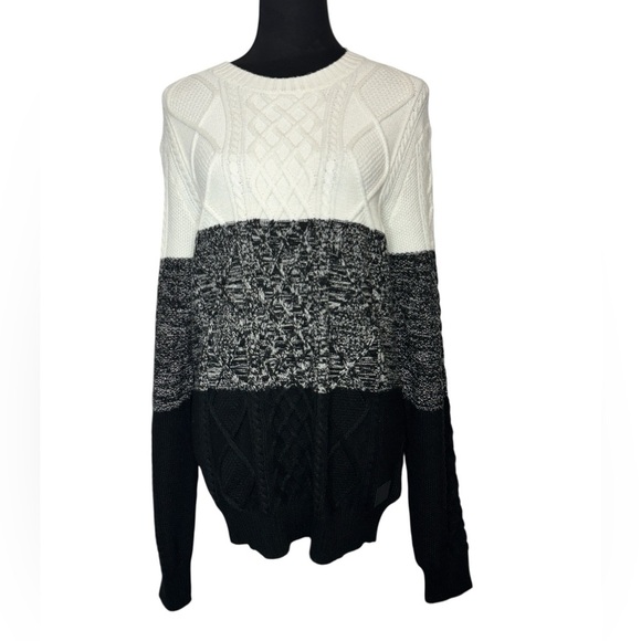 Guess Knit Colourblock Sweater - Picture 2 of 15